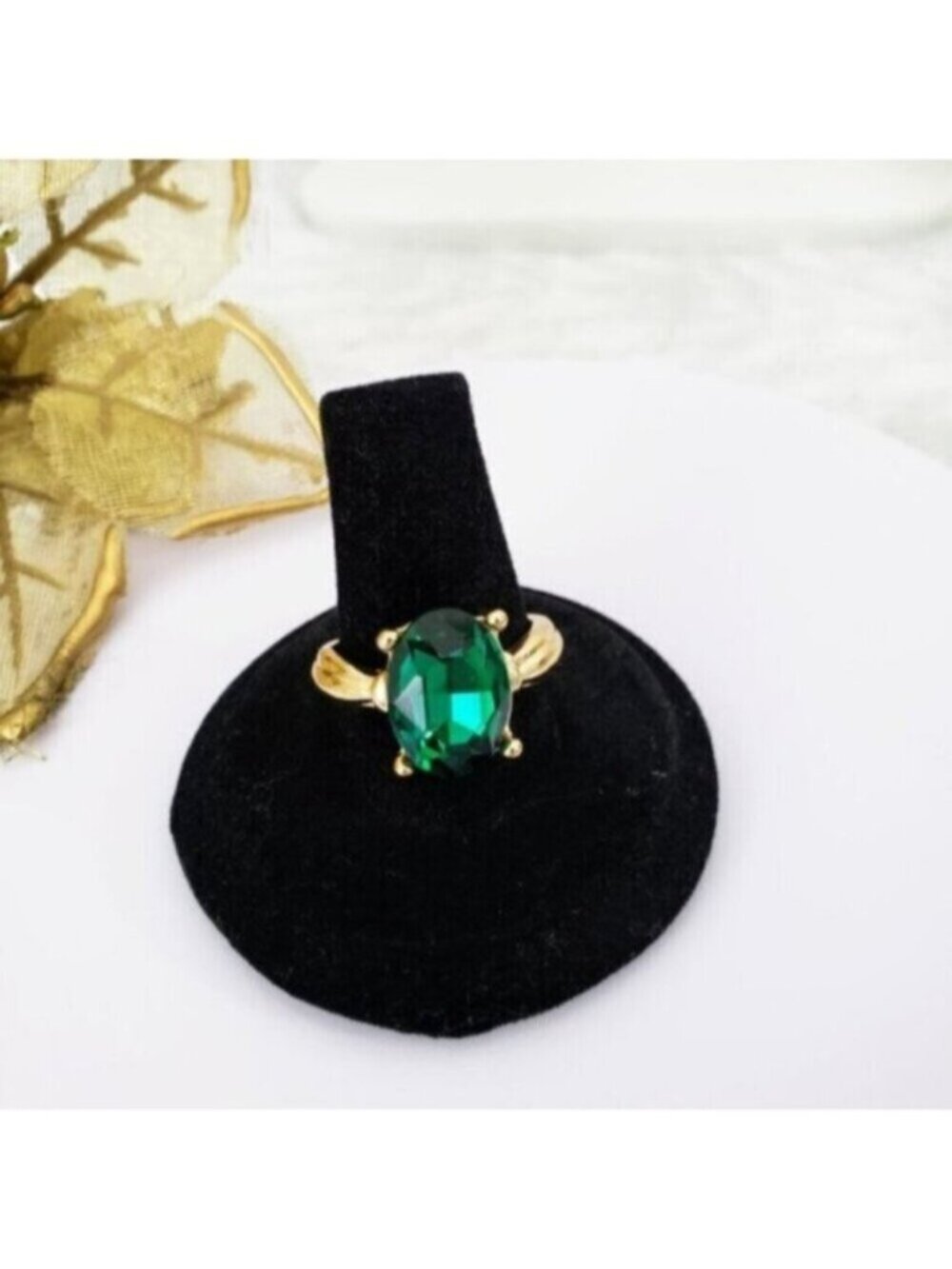Emerald Green Statement Ring in Gold-Tone | Size 8 | NWT